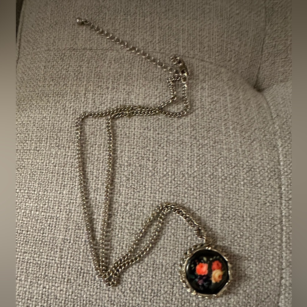 Long Necklace Floral Cameo Style-Fashion Jewelry 10$